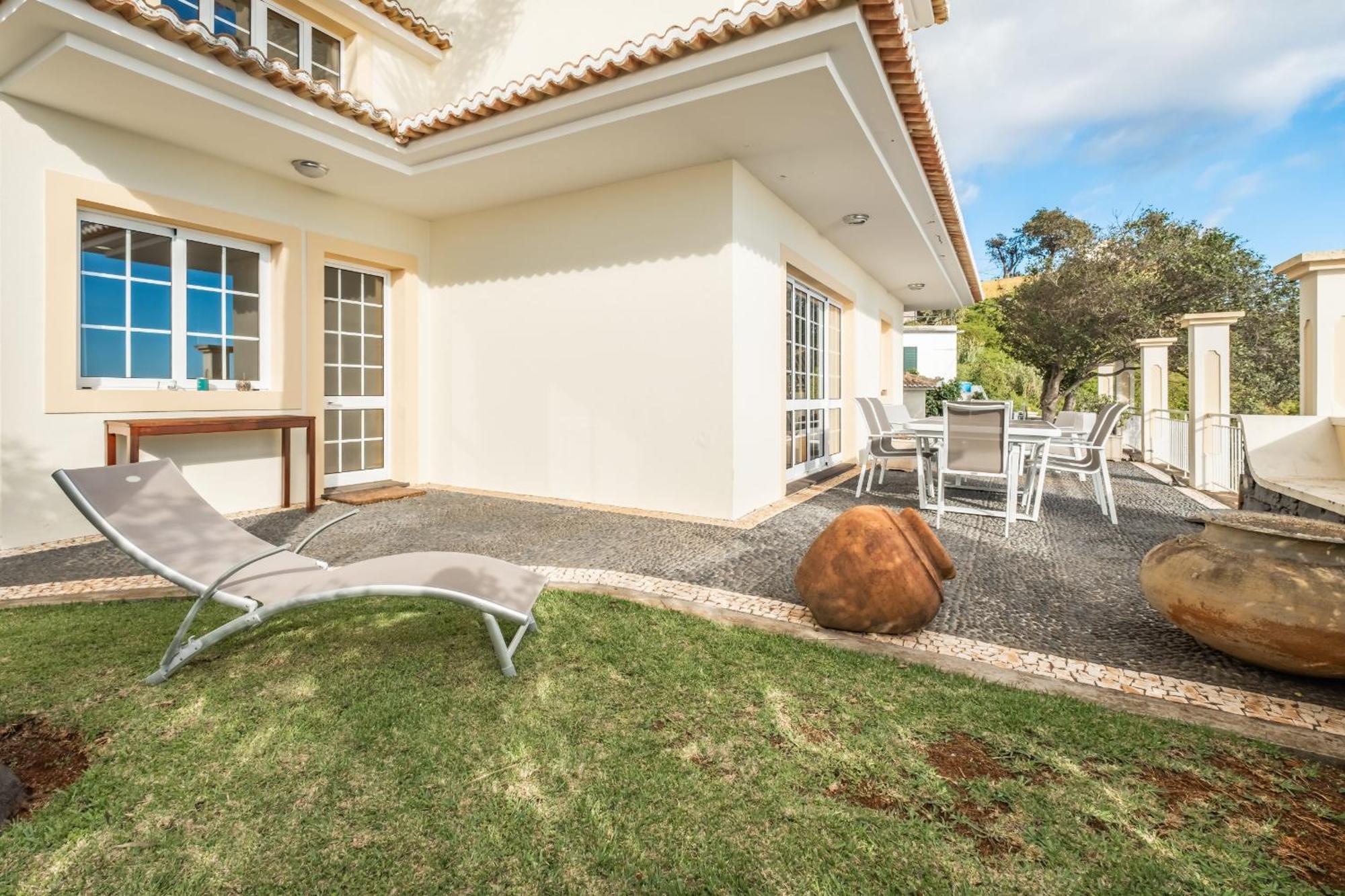 Casa Neves - By Wehost Feriehus Funchal (Madeira)